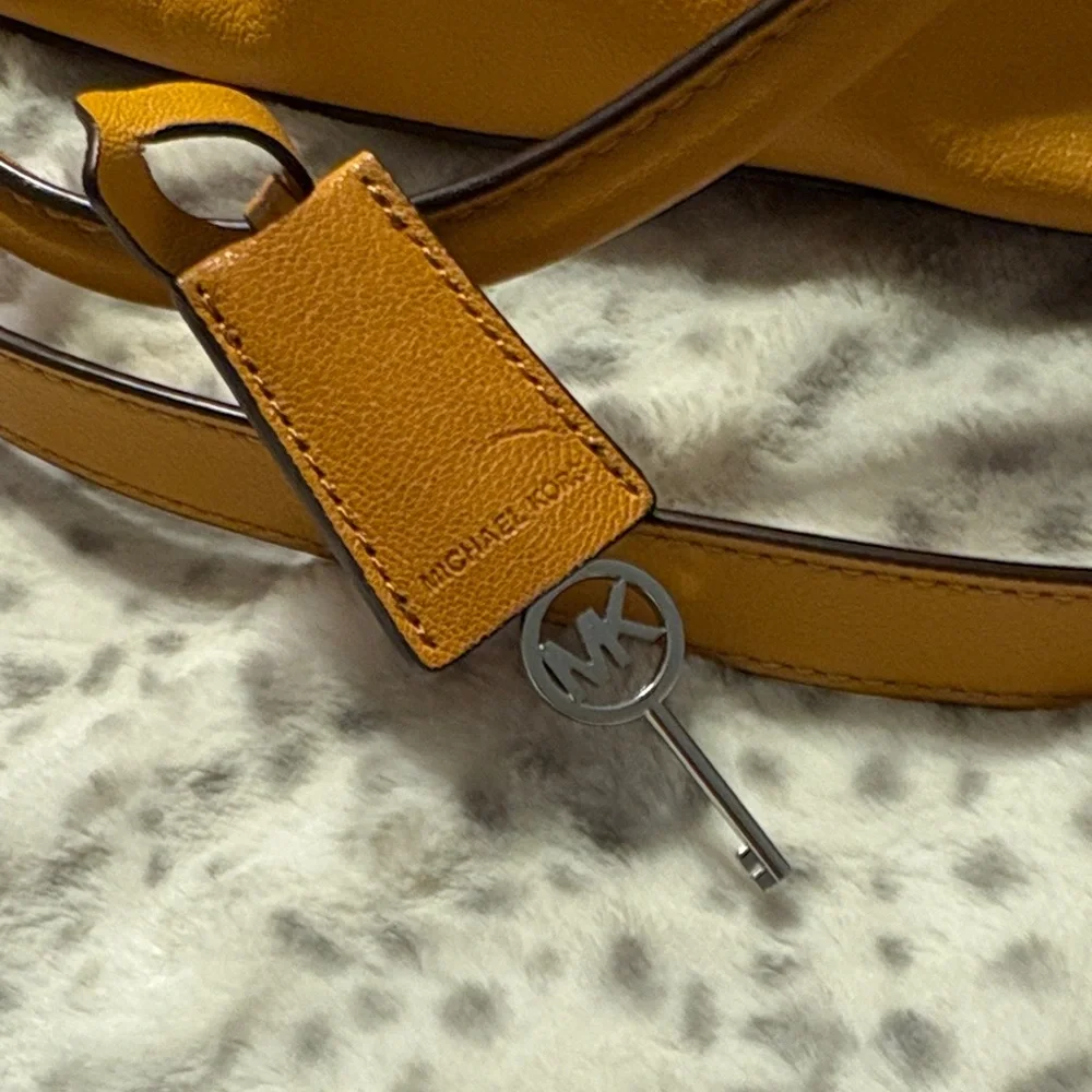 Michael Kors Golden Yellow Leather East West Hamilton Satchel Handbag - Picture 4 of 16